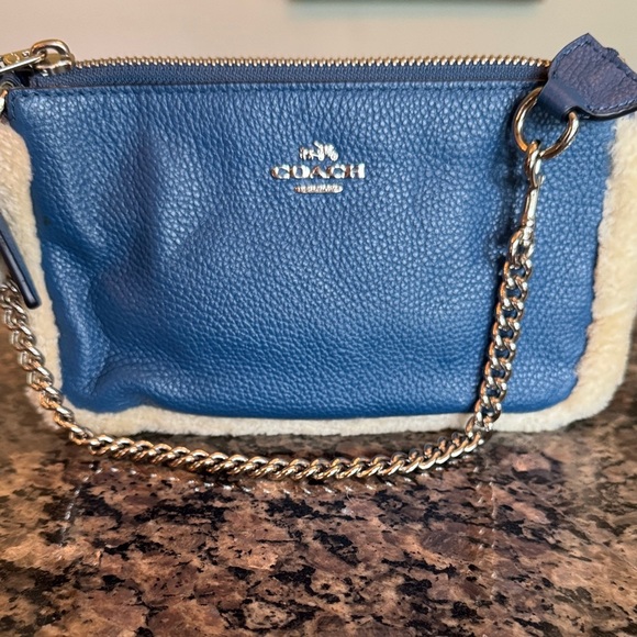 Coach Blue leather and sherling Wristlet with Chain - Picture 15 of 16